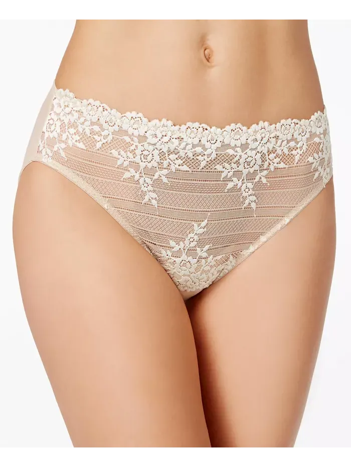 Элегантные кружевные трусики-слипы с высокой посадкой и вышивкой Embrace Lace 841191 Wacoal — изображение 1 из 2
