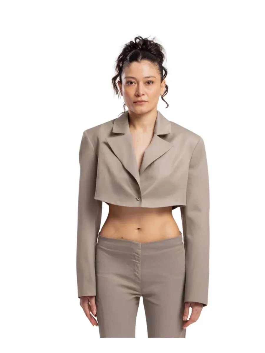 Жакет женский укороченный с поясом, модель Shiny Cropped Belted PCFG