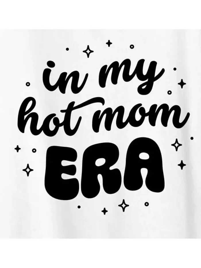 Футболка больших размеров с рисунком In My Hot Mom Era Hybrid Apparel — изображение 2 из 3, белый