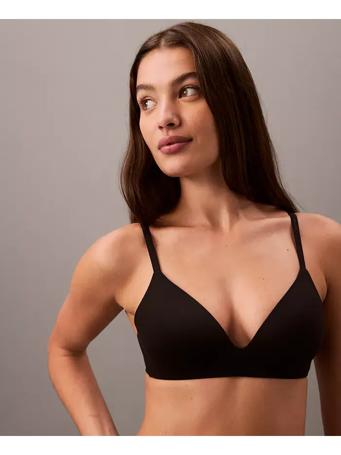 Женский бюстгальтер Perfectly Fit Wireless T-Shirt Bra QF8013 Calvin Klein — изображение 1 из 5, черный