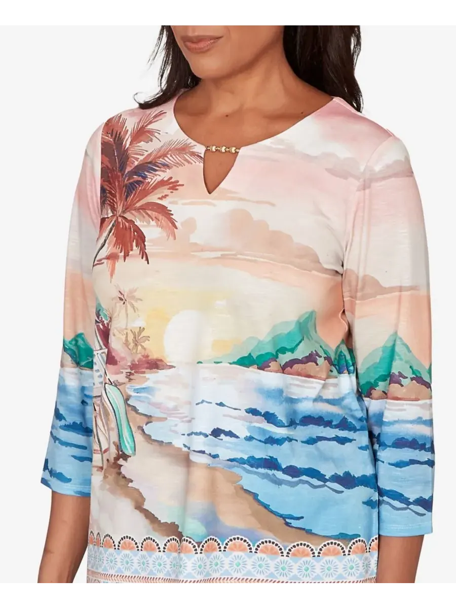 Petite Beachcomber Sunset Beach Scenic Split Neck Top Alfred Dunner — изображение 3 из 5, мульти