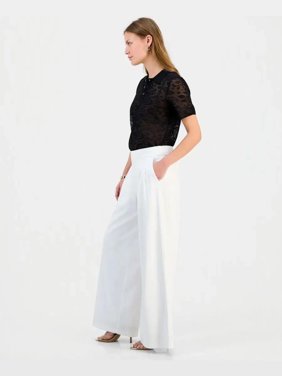 Брюки женские с защипами и широкими штанинами, модель Petite Pleated Pull-On Wide-Leg Pants I.N.C — изображение 4 из 9