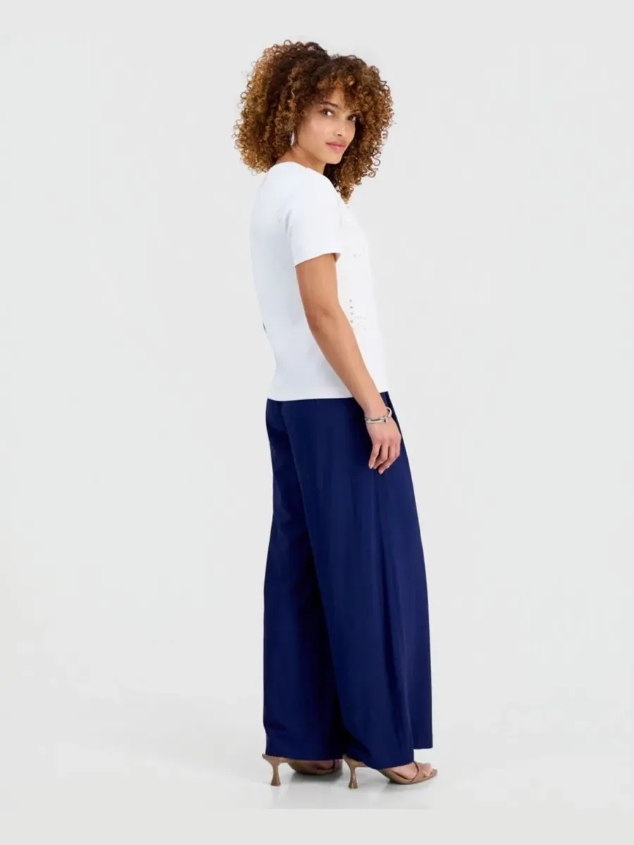 Брюки женские с защипами и широкими штанинами, модель Petite Pleated Pull-On Wide-Leg Pants I.N.C — изображение 8 из 9