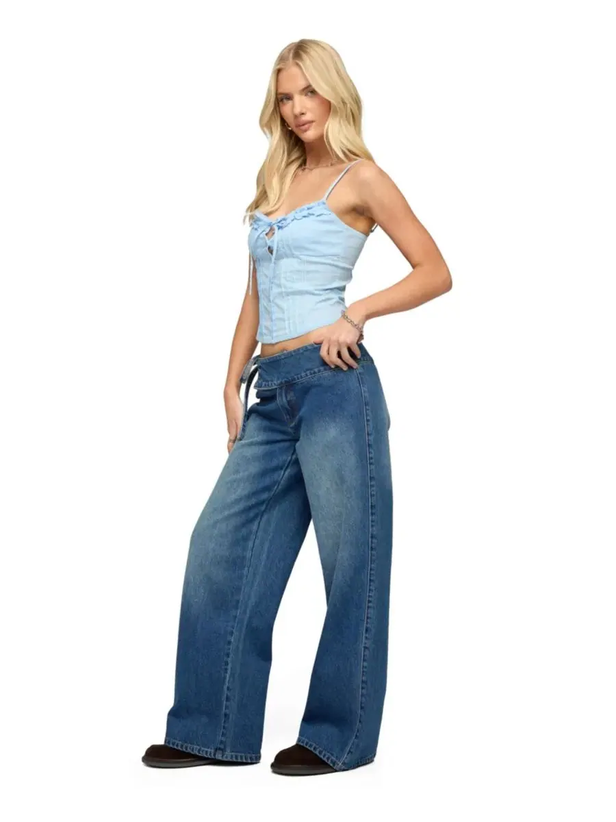 Джинсы свободного кроя с низкой посадкой и завязками Cleo Tie Waist Edikted — изображение 3 из 5, синий