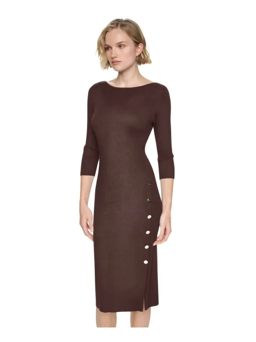 Платье миди с лодочкой и ребристым трикотажем, 3/4 рукав DKNY — изображение 3 из 6, сливовый