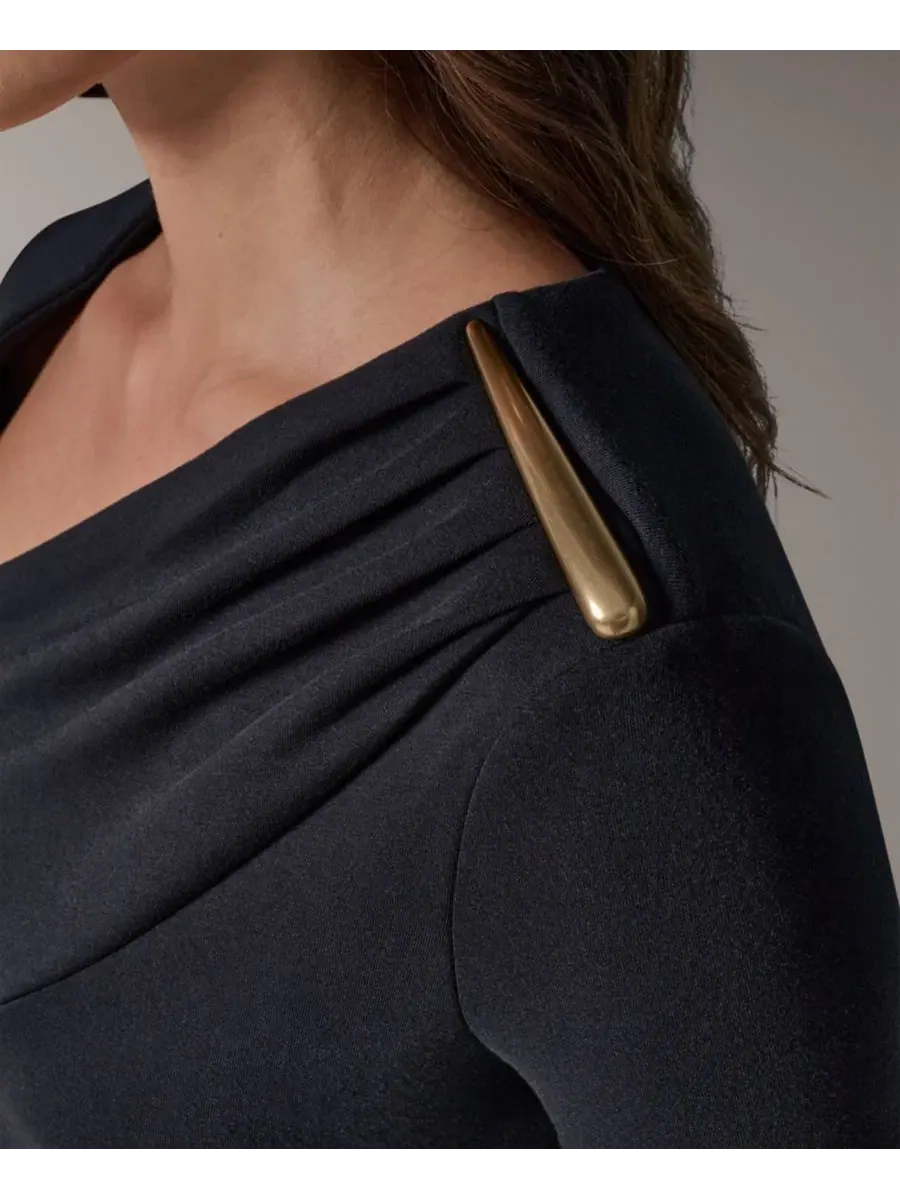Платье-футляр с асимметричным вырезом, с длинным рукавом Donna Karan New York — изображение 4 из 5, черный