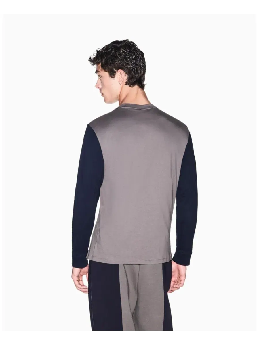 Футболка с длинным рукавом и надписью Color Block Wording A|X Armani Exchange — изображение 4 из 7, глубокий темно-синий