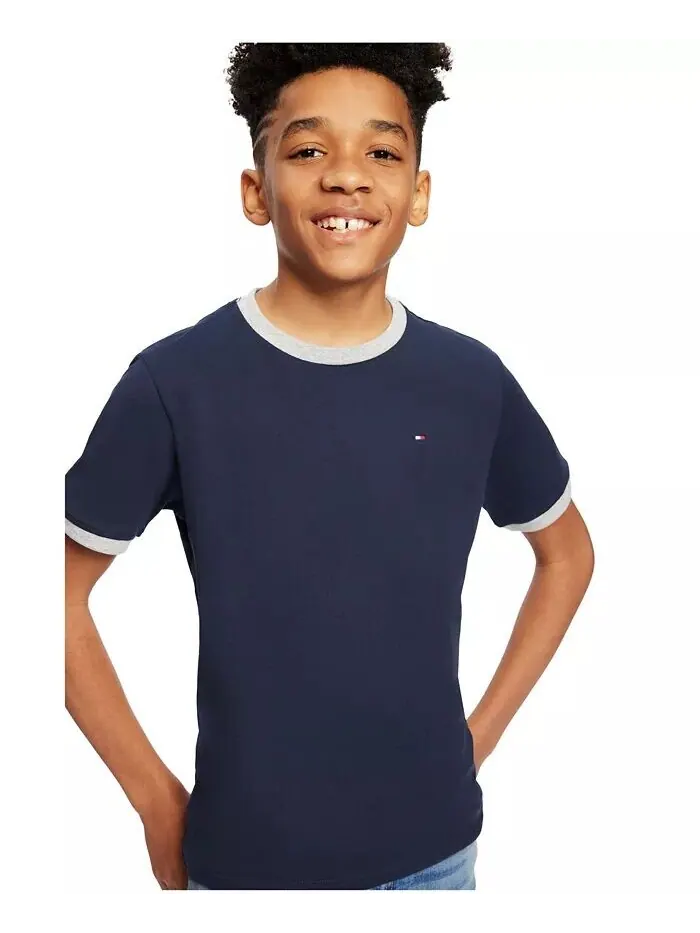 Футболка Ken с контрастной отделкой и вышитым логотипом для малышей и маленьких мальчиков Tommy — изображение 4 из 4