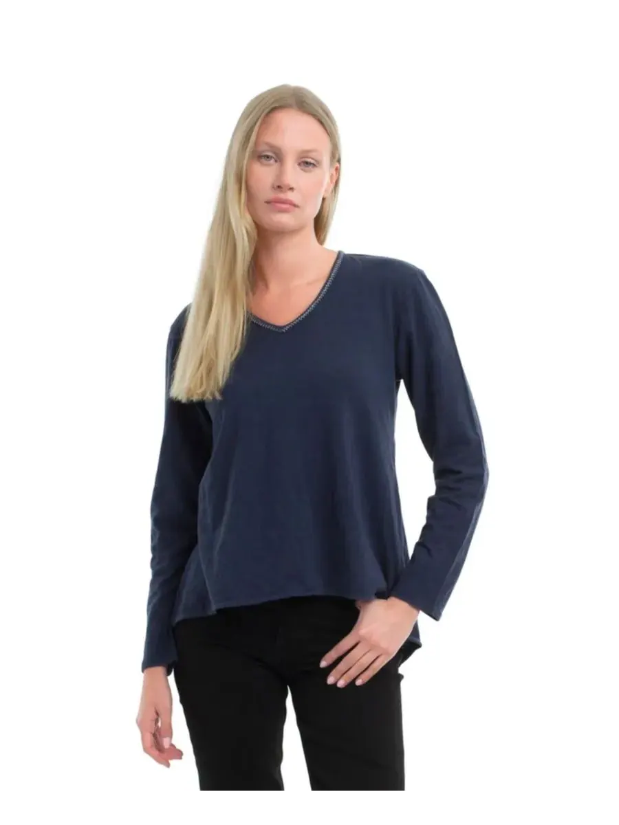 Женская футболка с V-образным вырезом и металлизированной нитью WILT Clothing — синий