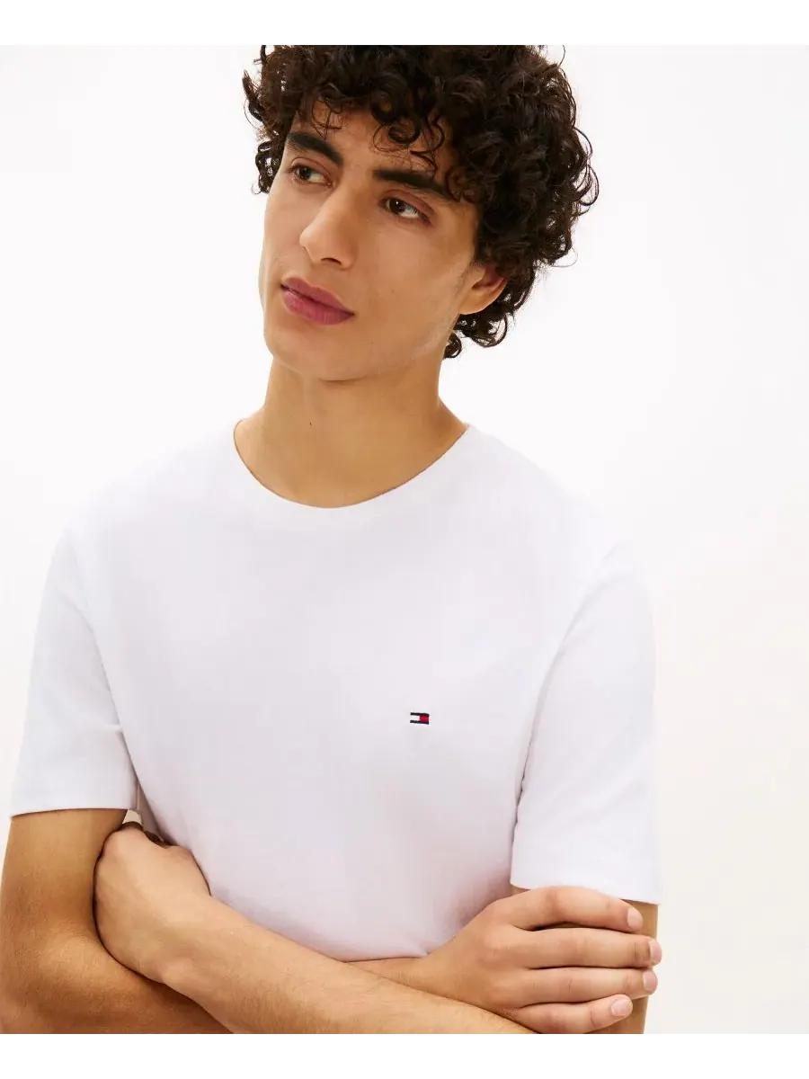 Мужская базовая футболка стандартного кроя Tommy Hilfiger — изображение 3 из 4, белый