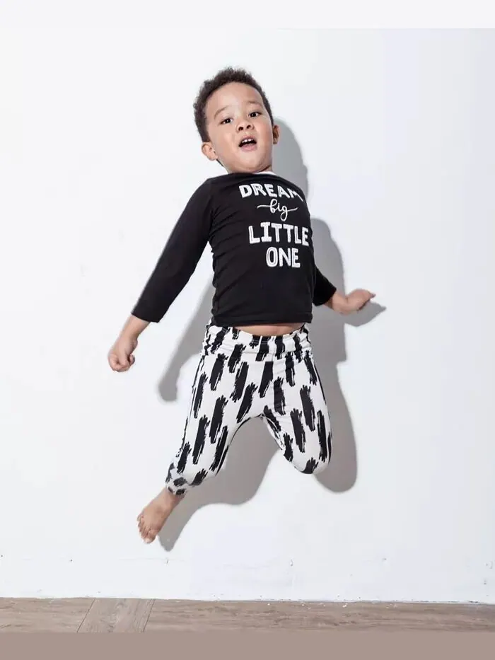Пижамы для мальчиков и девочек-малышей Earth Baby Outfitters — изображение 2 из 2, черный