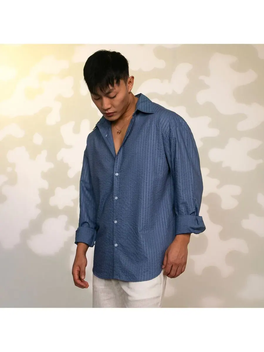 Мужская рубашка с фактурой конфетти Lapis Blue Candy-Textured Shirt Campus Sutra — изображение 6 из 7, темно-синий