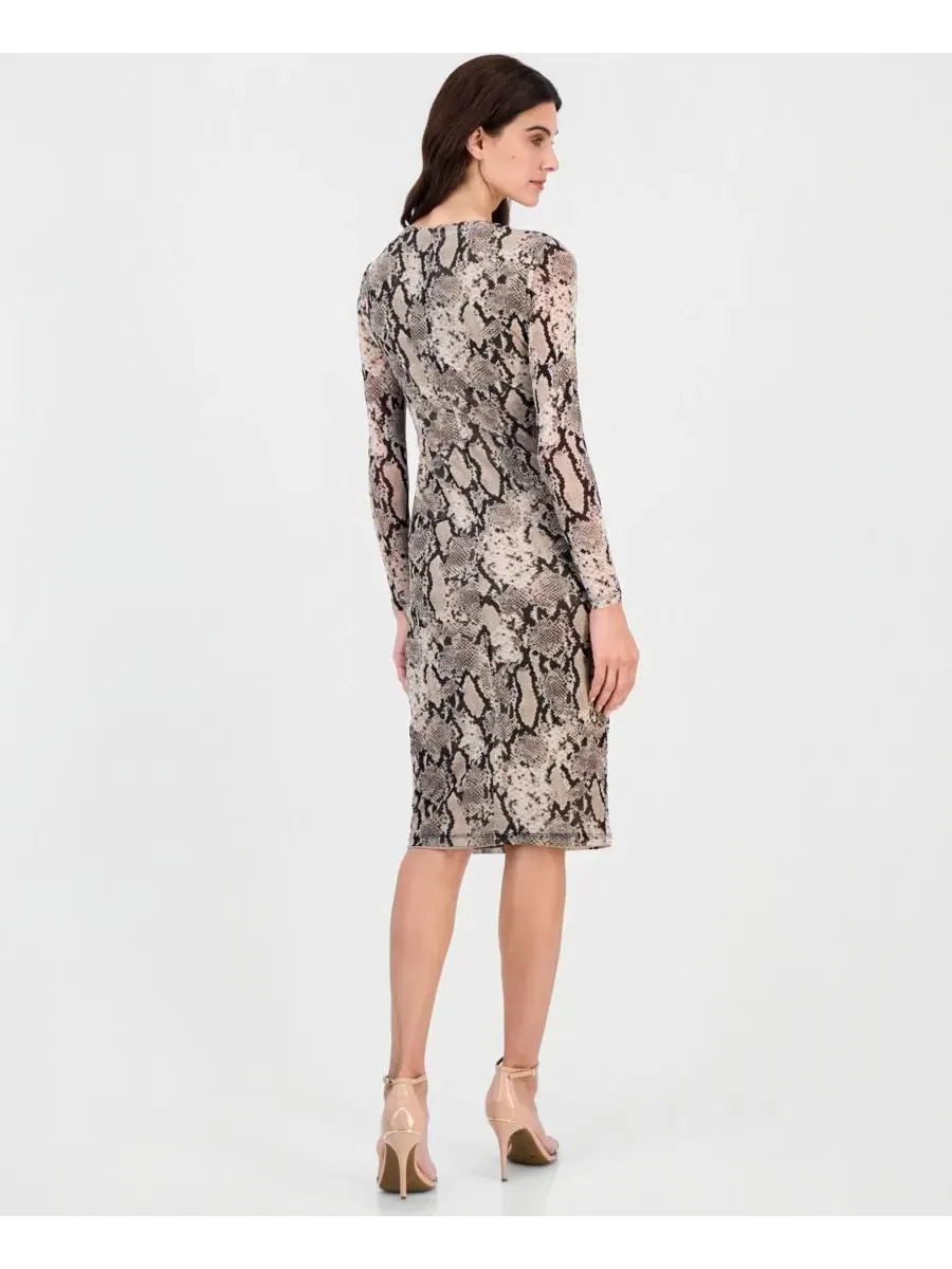 Платье миди с принтом «змейка» и утяжкой на талии, модель Petite Snake-Print Long-Sleeve — изображение 5 из 5