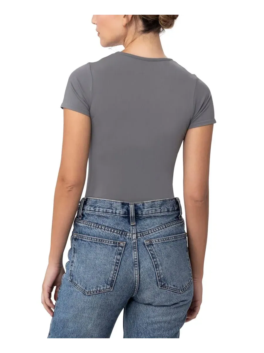 Футболка женская с коротким рукавом и круглым вырезом, модель The Perfect Short-Sleeve Crewneck — изображение 4 из 4
