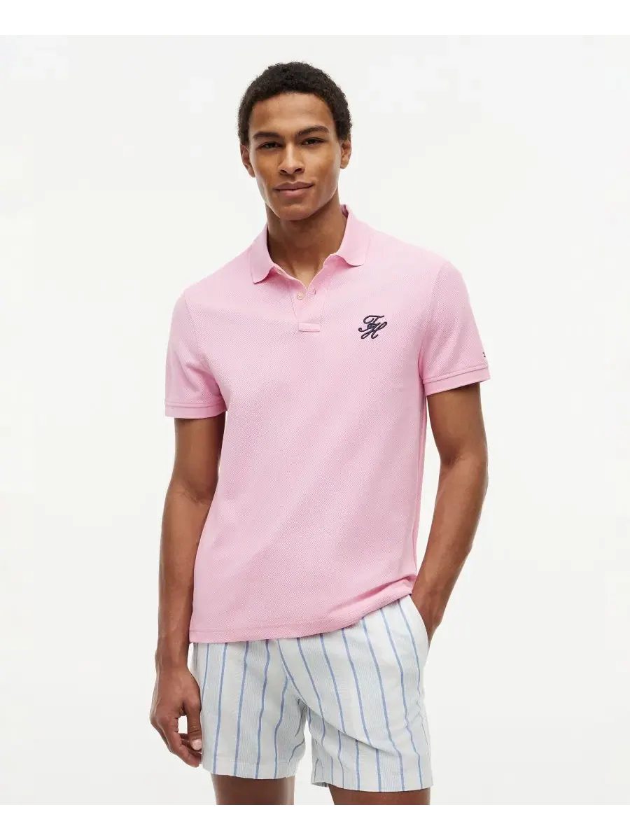 Мужская классическая рубашка-поло TH с вышитым контрастным логотипом Tommy Hilfiger — изображение 1 из 4