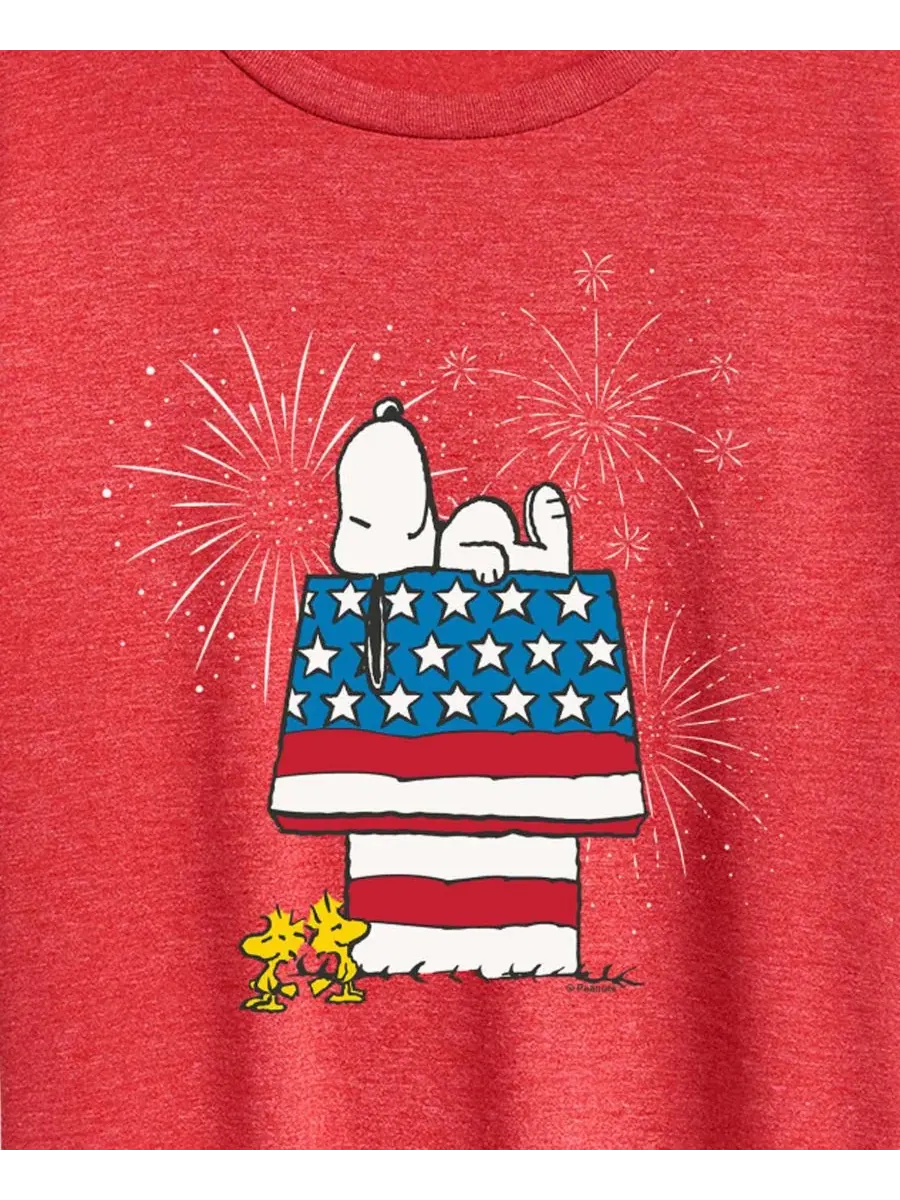 Футболка с коротким рукавом и принтом "Peanuts Dog House Fireworks" для полных женщин Hybrid Apparel — изображение 2 из 3