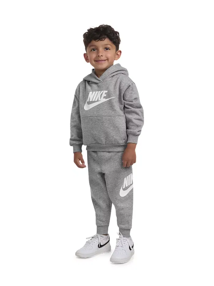 Комплект из двух предметов: флисовый пуловер с капюшоном для малышей Nike — изображение 5 из 8, темный серый