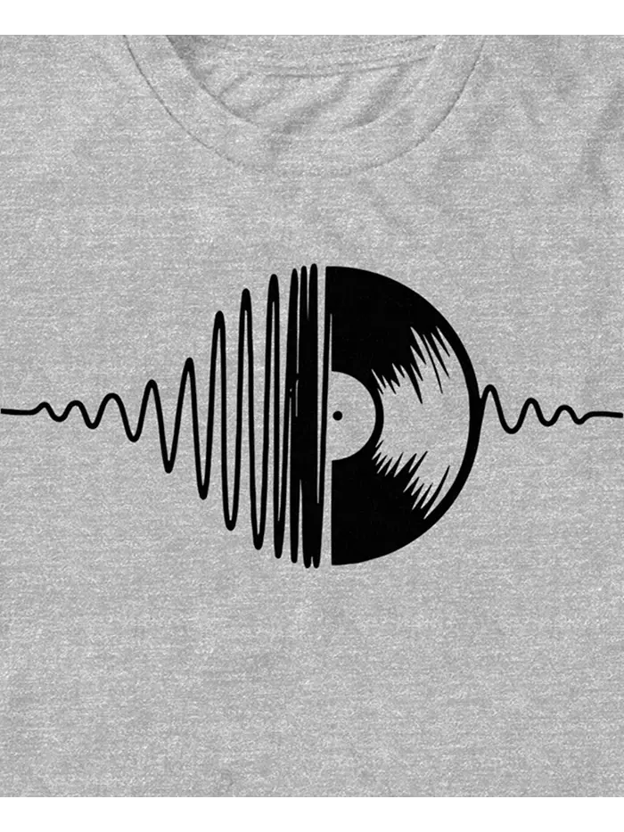 Мужская футболка с коротким рукавом Music Vinyl Design By Humans — изображение 3 из 3, приглушенный