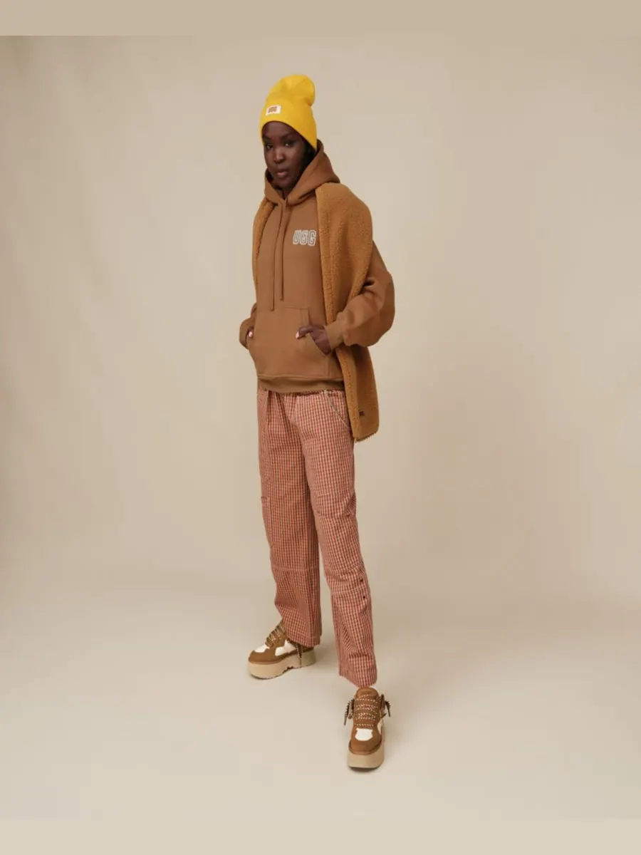 Женская толстовка UGG оверсайз с графическим принтом UGG — изображение 2 из 5, орех