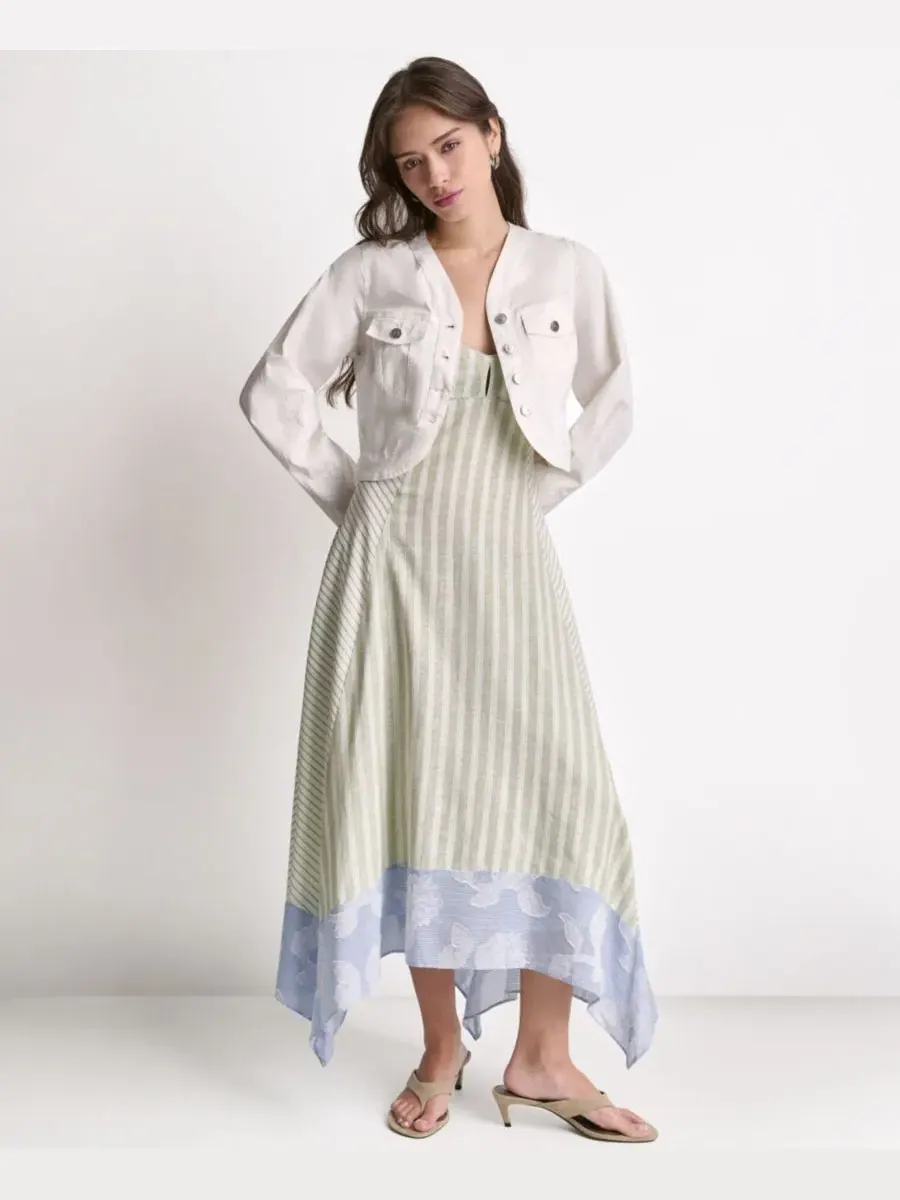 Платье миди с принтом в полоску, модель Striped High-Low BCBG — изображение 2 из 11, белый