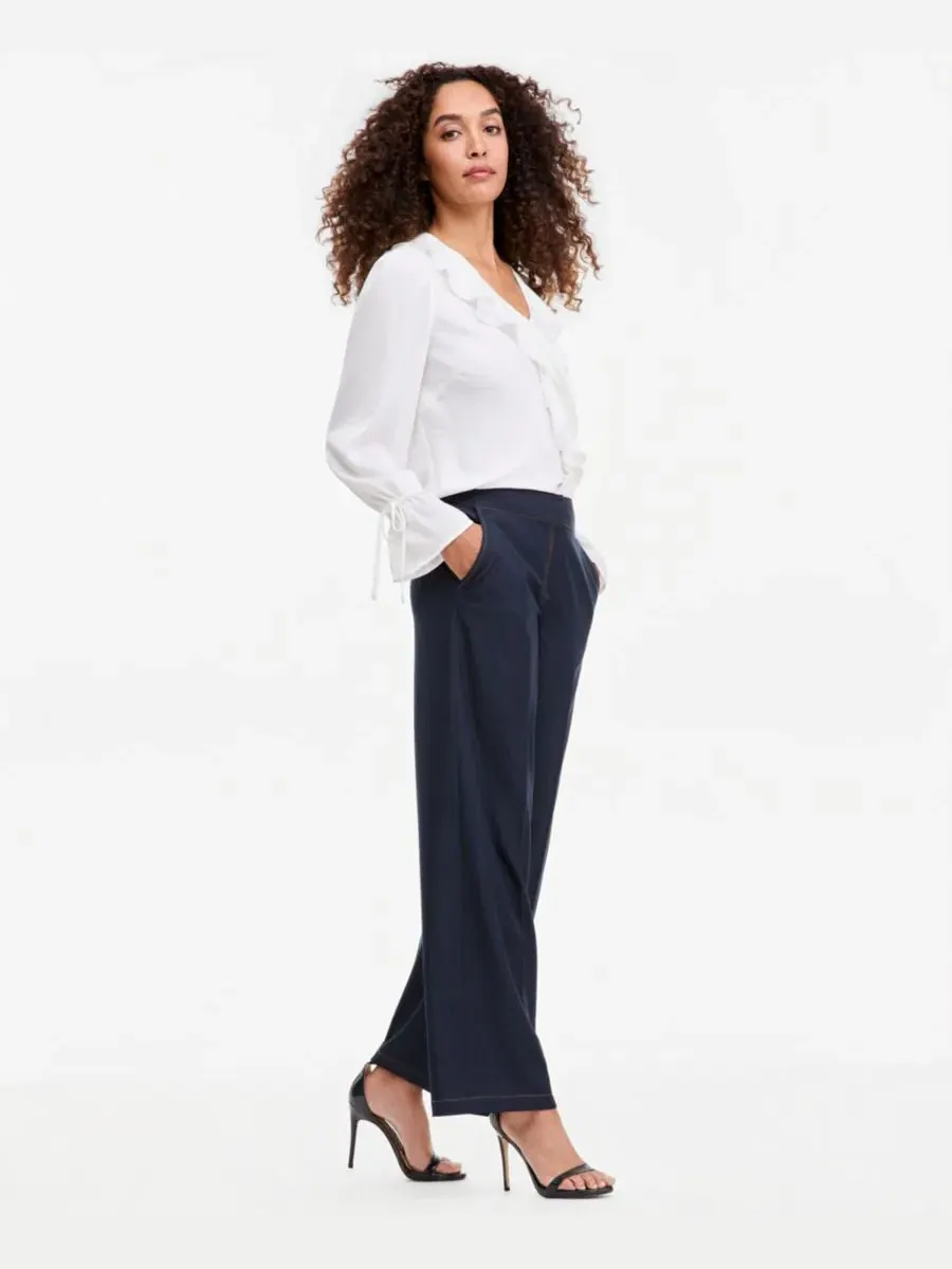 Брюки укороченные с широкими штанинами Tahari ASL Petite Wide-Leg Pants — изображение 2 из 4, темный джинсовый синий