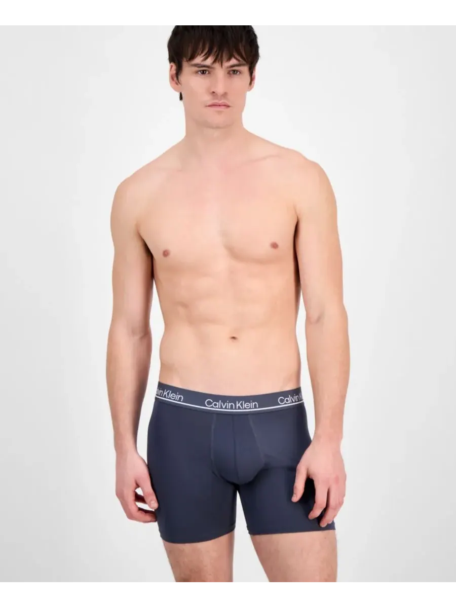 Calvin Klein Мужские боксеры из микрофибры с влагоотводящими свойствами, комплект из 3 штук — изображение 2 из 7, серый