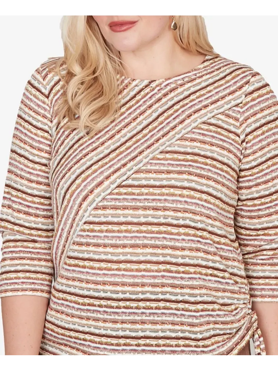 Блуза с принтом в полоску Spice Market Spliced Textured Stripe Ruched-Tie Alfred Dunner — изображение 4 из 5