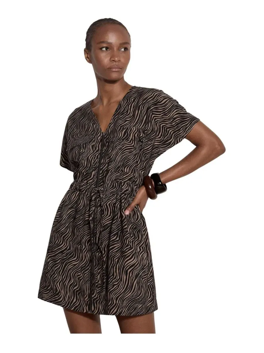 Платье-трапеция с принтом Зебра Women's A-Line Zebra-print Mini Dress Apricot — черный