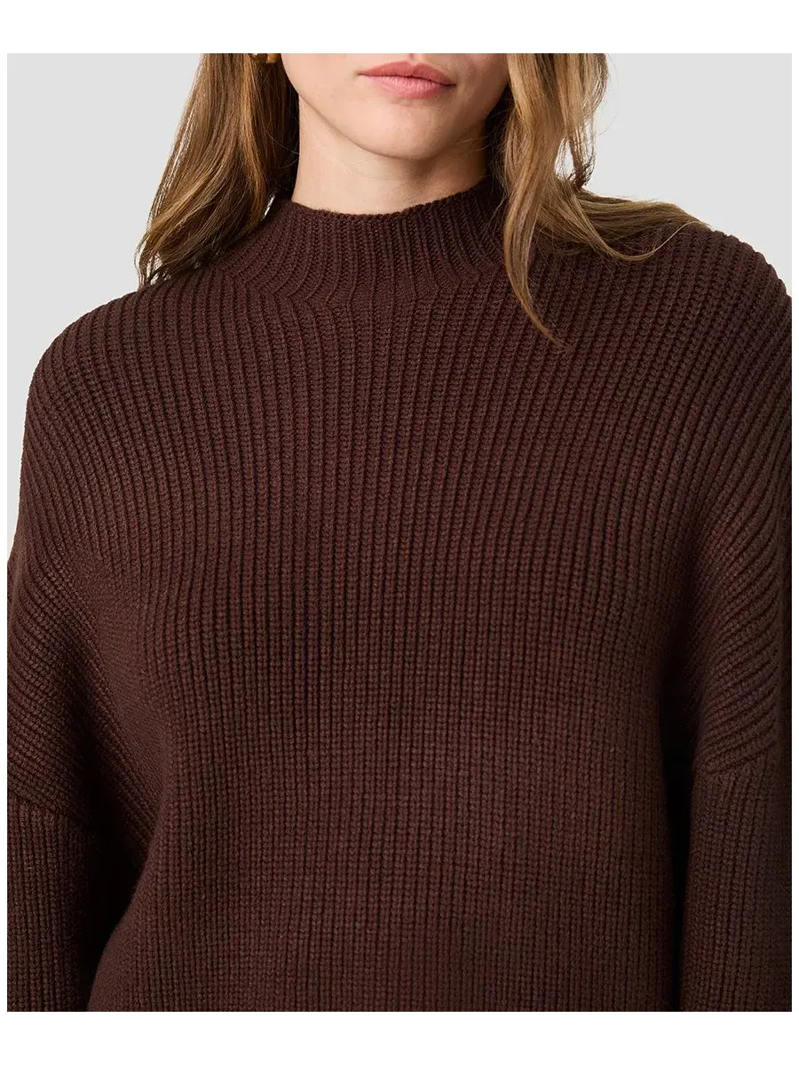 Женский пуловер с ребристой текстурой и воротником-стойкой, модель Babysoft Rib Mock Neck French — изображение 5 из 6