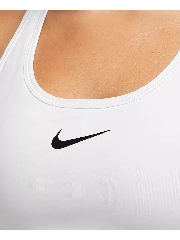 Женский спортивный бюстгальтер с мягкой подкладкой Swoosh Nike — изображение 4 из 6, белый