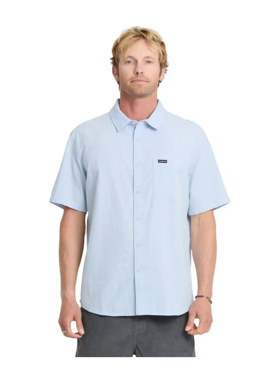 Мужская рубашка с коротким рукавом в полоску Добби Quiksilver — изображение 1 из 4, синий