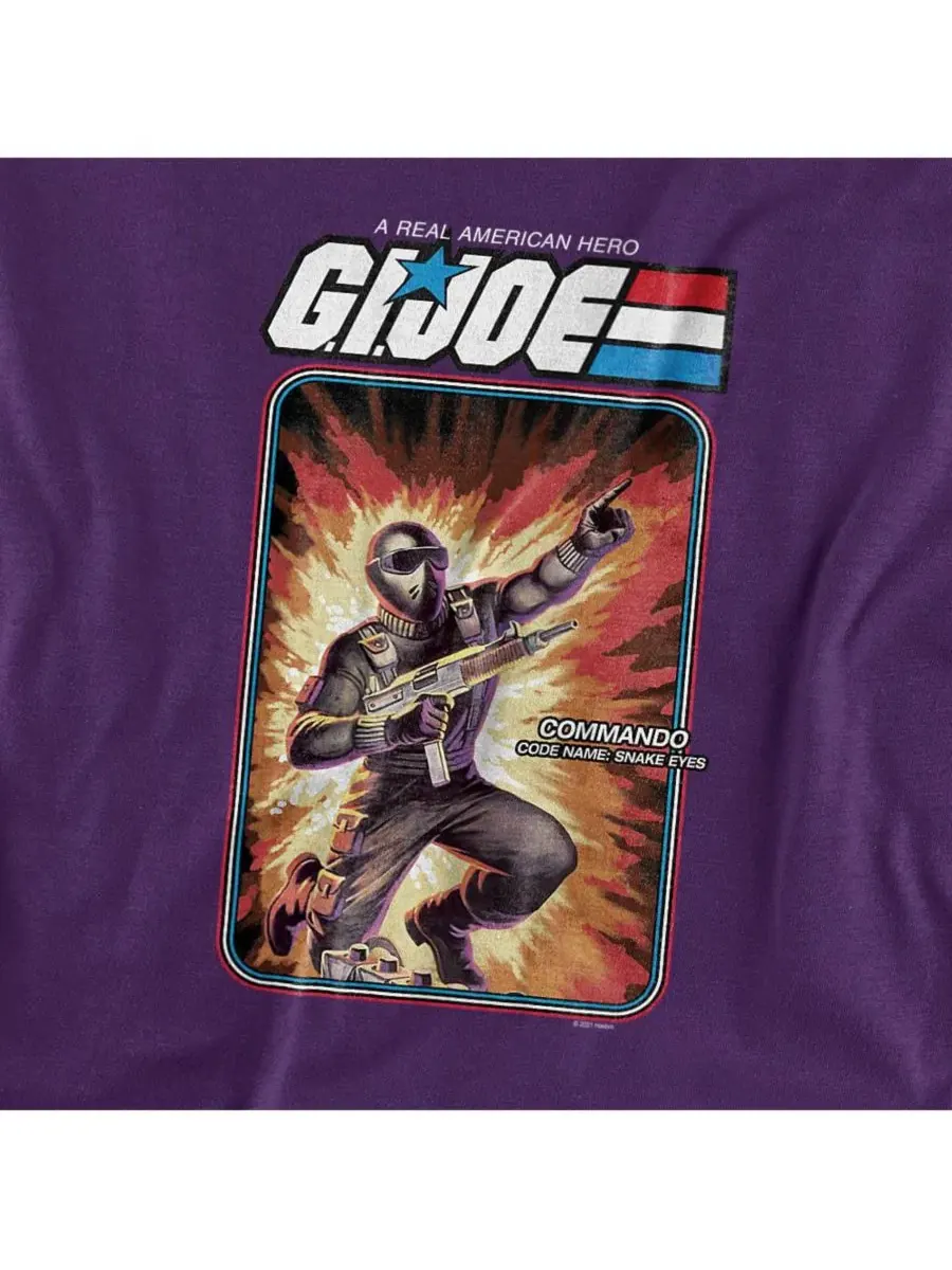 Футболка с принтом G.I. Joe Snake Eyes Card Hasbro+ — изображение 2 из 3, фиолетовый