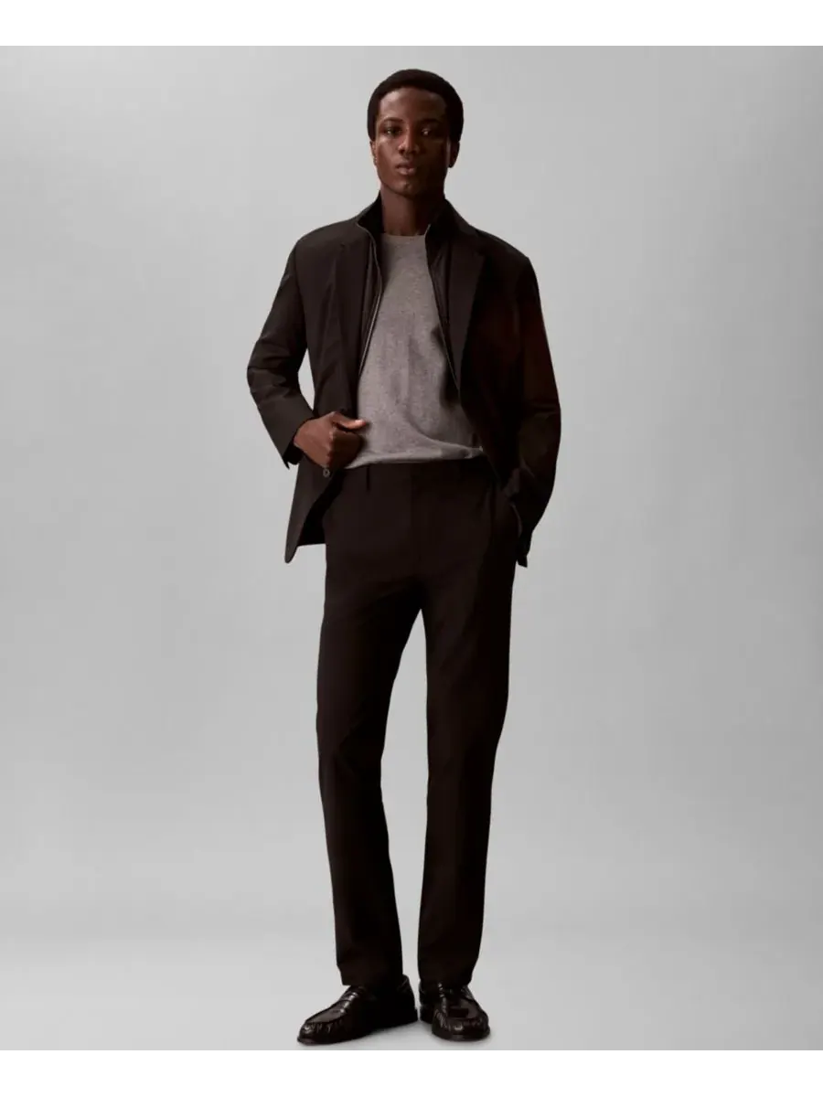 Мужские облегающие брюки из технологичной эластичной ткани Calvin Klein — изображение 2 из 6, черный