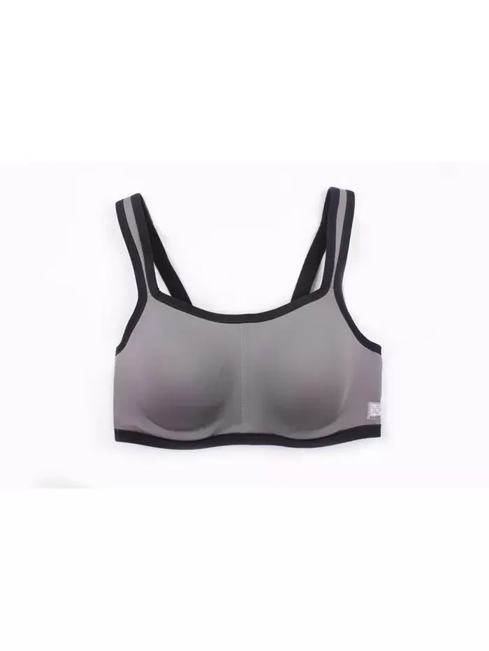 Женский спортивный бюстгальтер Yogi Contour Convertible 731050 Natori — изображение 8 из 9, черный