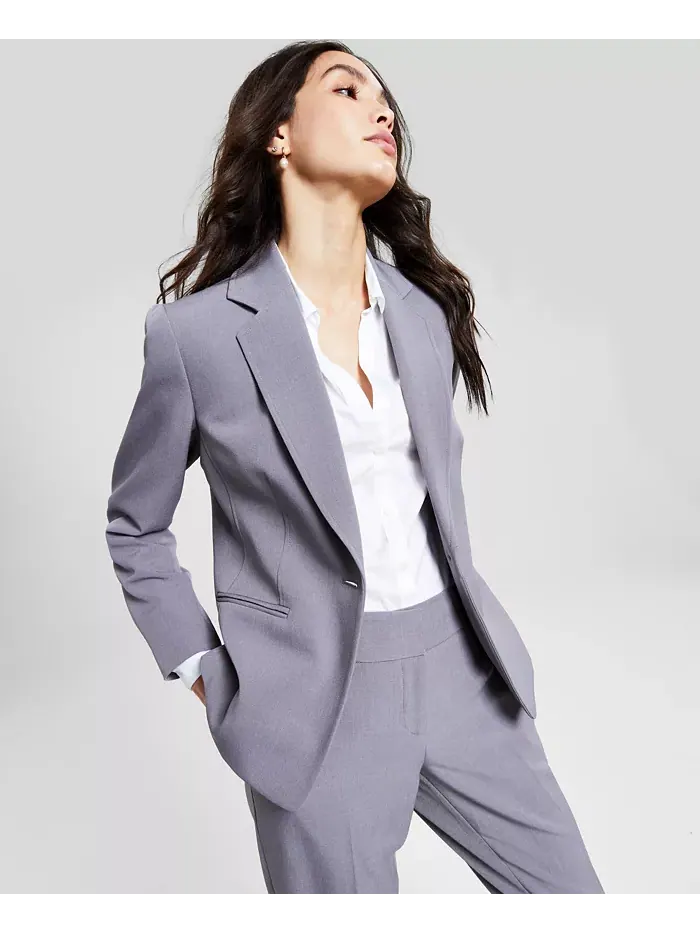 Женский креповый брючный костюм с одной пуговицей, Regular & Petite Le Suit — изображение 3 из 5, серый