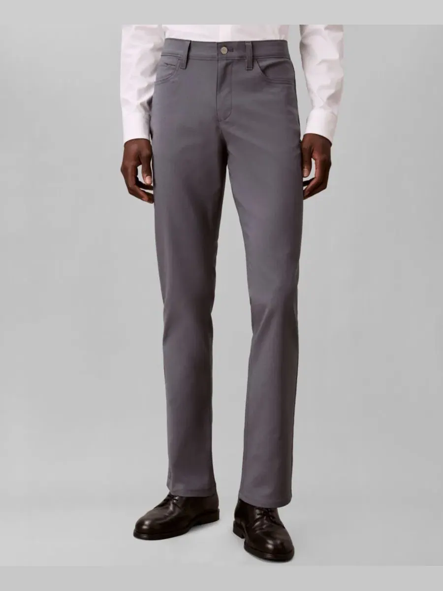 Мужской комплект: брюки CK Move 365 Slim-Fit Performance Stretch и рубашка с длинными рукавами из — изображение 11 из 11