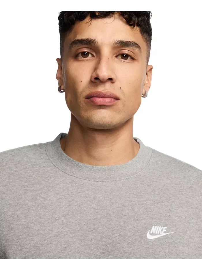 Мужской флисовый пуловер с круглым вырезом и логотипом Nike — изображение 3 из 3, серый/белый