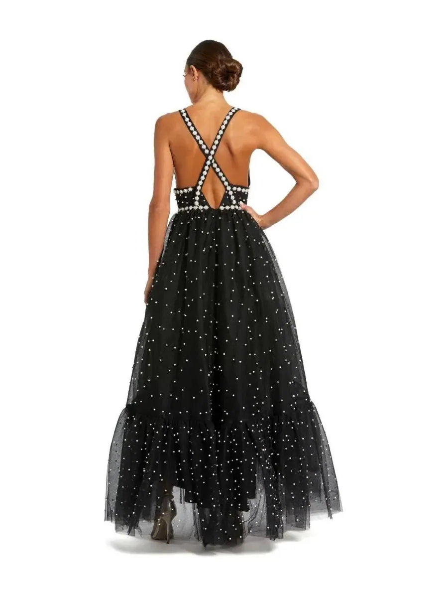 Платье с жемчужной отделкой, с открытыми плечами, модель Pearl Beaded High Low Gown Mac Duggal — изображение 2 из 3, белый