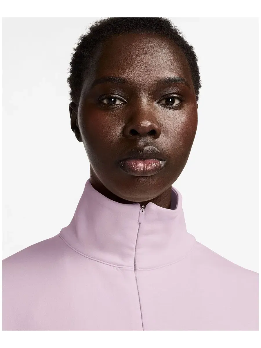 Женский топ оверсайз Nike 24.7 ImpossiblySoft с полузамком, Bleached Lilac — изображение 2 из 3, фиолетовый