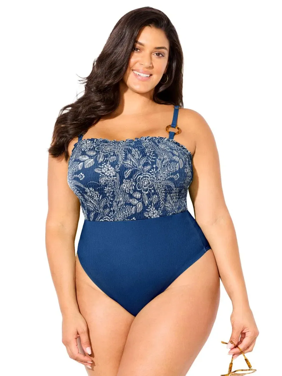 Цельнокроеный купальник с кольцами на бретелях Swimsuits for All