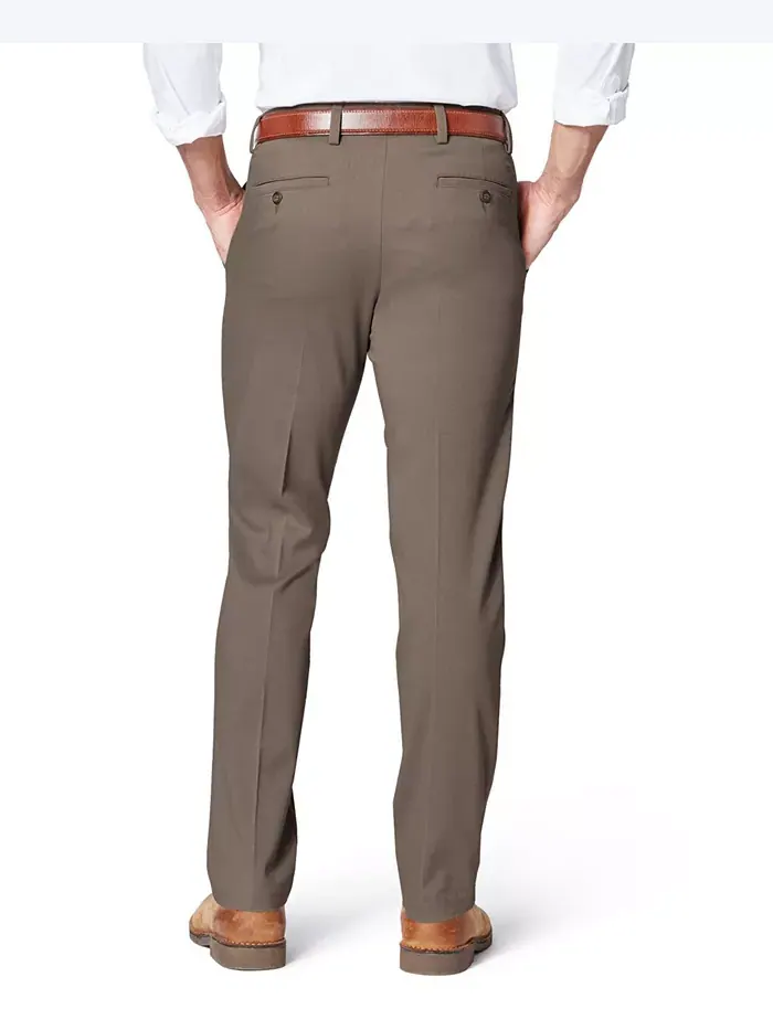 Мужские удобные эластичные брюки Easy Slim Fit цвета хаки Dockers — изображение 3 из 5, серый