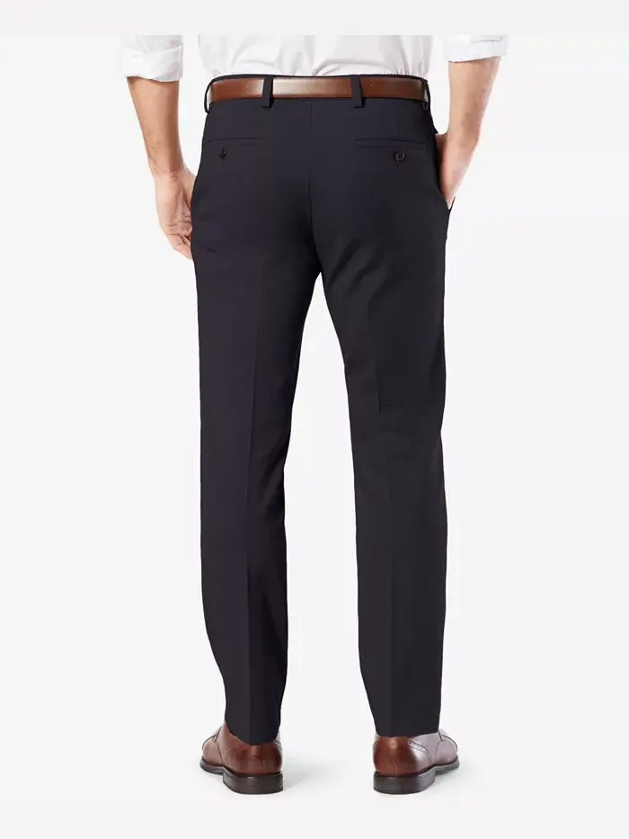 Мужские удобные эластичные брюки Easy Slim Fit цвета хаки Dockers — изображение 3 из 8, темно-синий