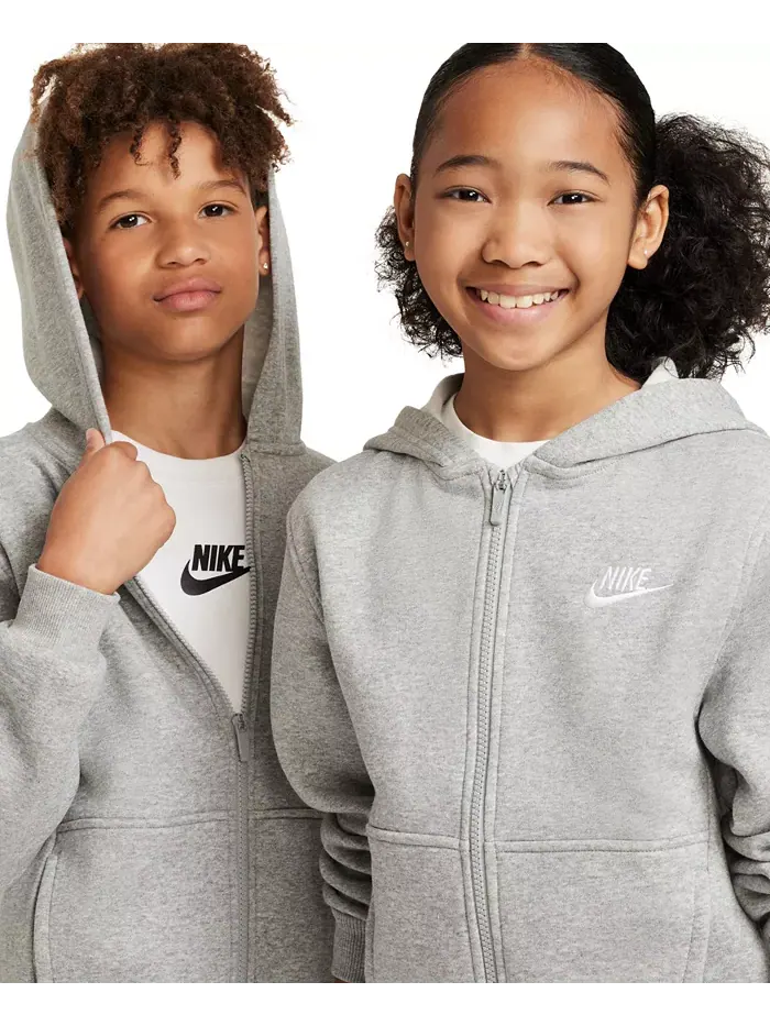 Большой детский спортивный худи Club Fleece с молнией Nike — изображение 2 из 3, серый