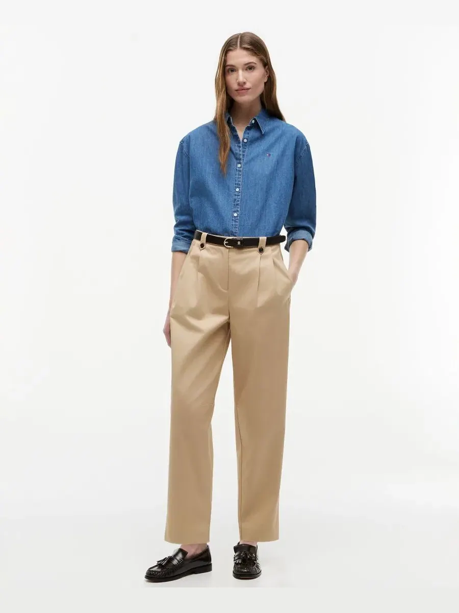 Джинсовая рубашка свободного кроя Boxy-Fit Denim Shirt Tommy Hilfiger — изображение 2 из 4, синий