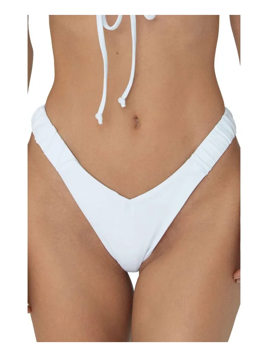Женские плавки с высокой посадкой Ivy Bottom Bright Swimwear — изображение 3 из 3, белый