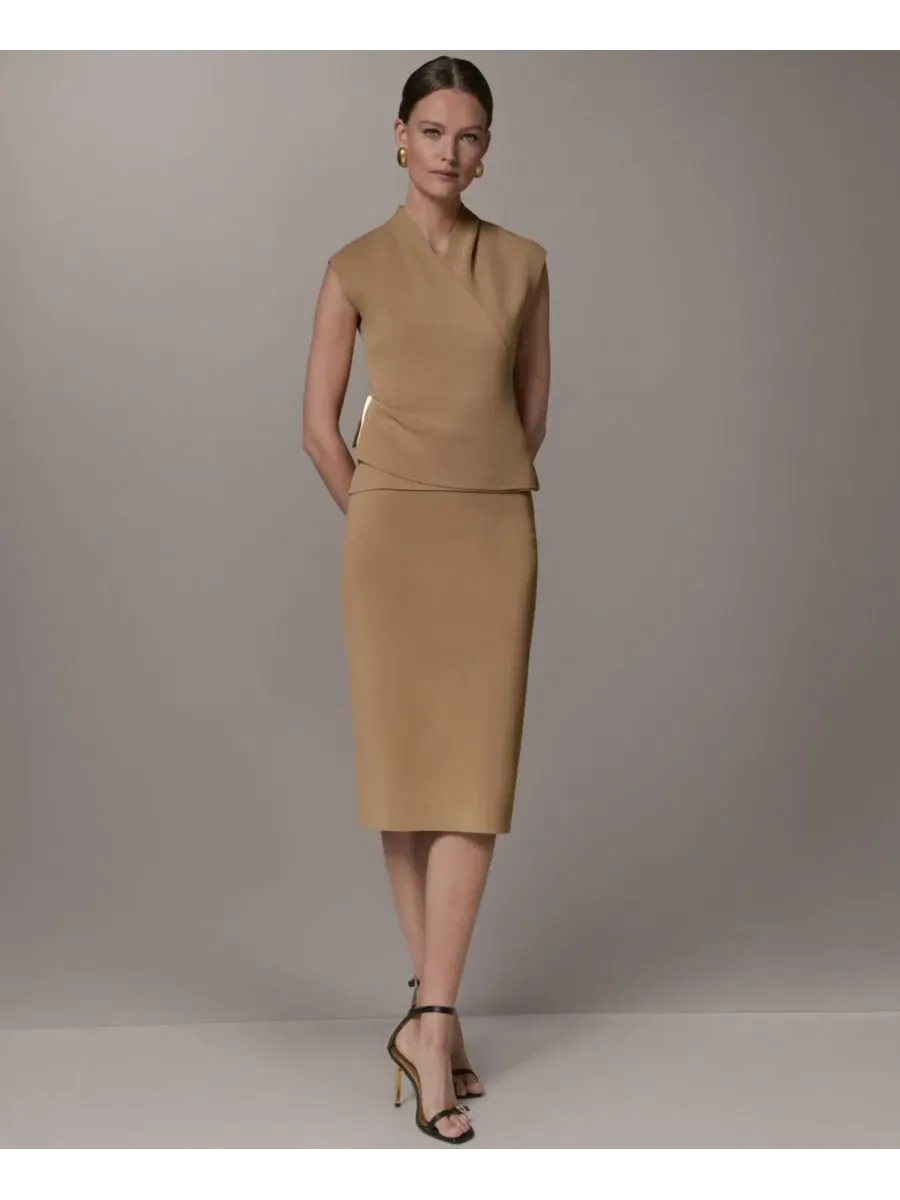 Женский свитер без рукавов с V-образным вырезом Donna Karan New York — изображение 1 из 15, олененок