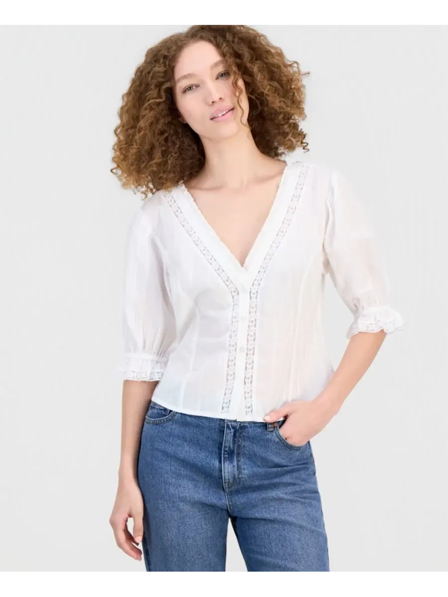 Блуза с оборками и кружевом, модель Ruffled-Neck Short-Sleeve Blouse And Now This — изображение 1 из 4, яркий белый