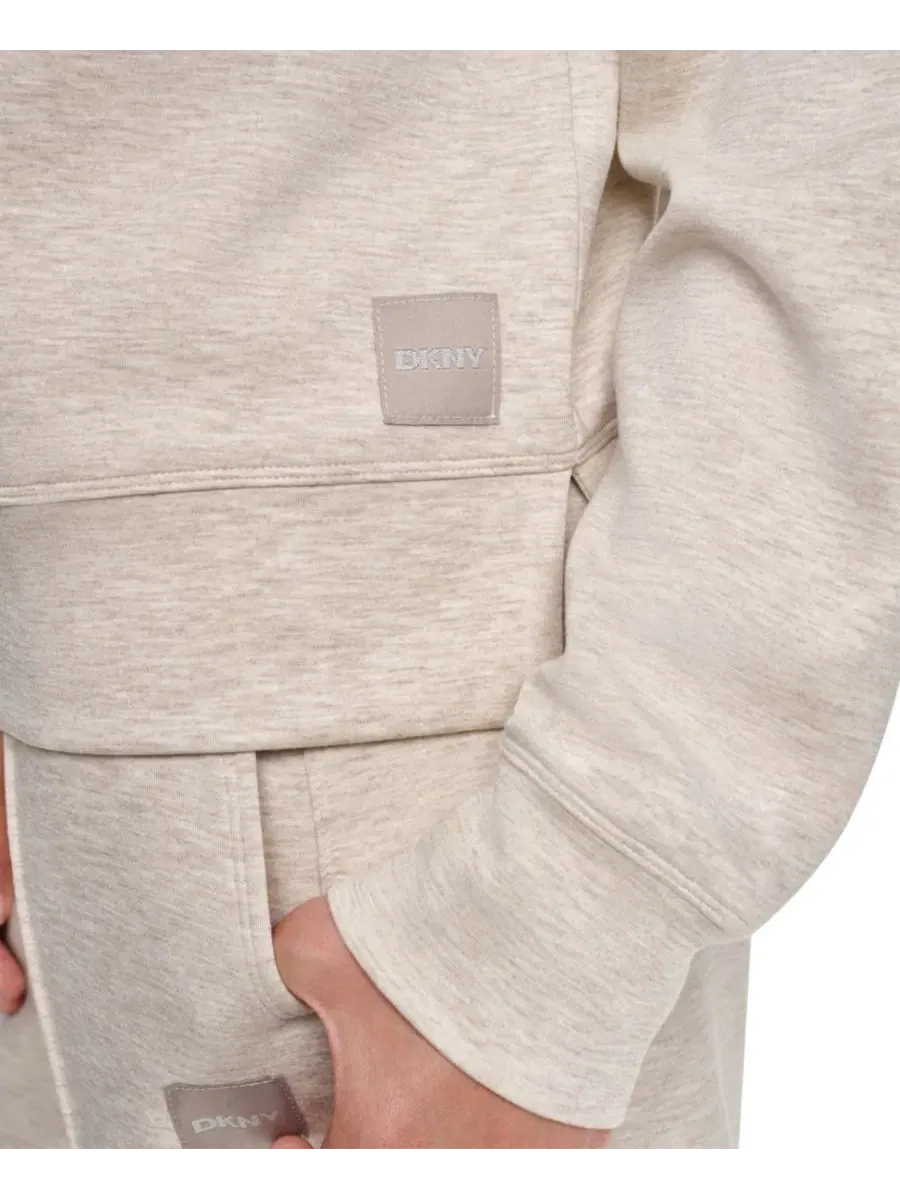 Свитшот с высоким воротником и полузамком из стрейч-скубы DKNY Sport, Cortado Heather — изображение 9 из 10
