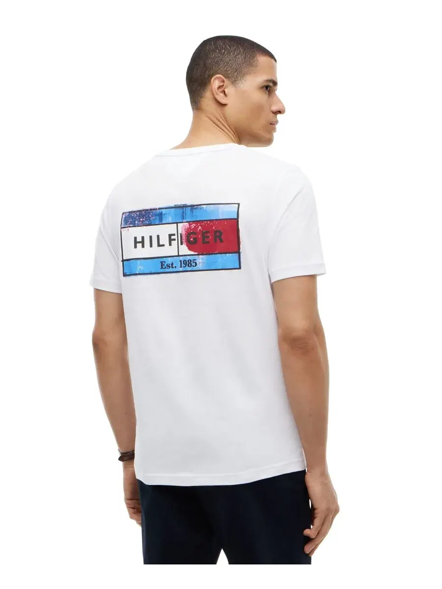Футболка с принтом Brand Love Back Flag Tommy Hilfiger — изображение 1 из 3, белый