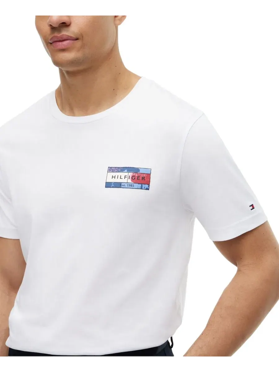 Футболка с принтом Brand Love Back Flag Tommy Hilfiger — изображение 3 из 3, белый